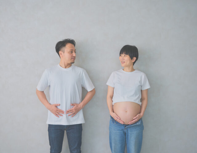 【マタニティフォトはいつ撮る？】最適な時期と、撮影前に知っておきたいこと｜幸田町の写真スタジオ