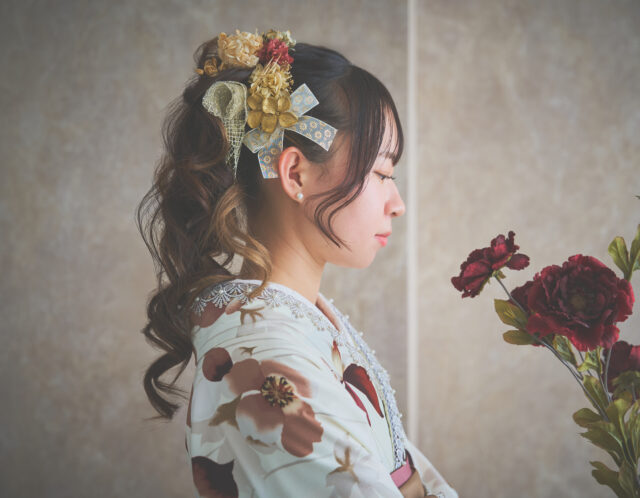 振袖撮影のヘアメイクどうする？成人式らしい髪型と人気スタイル紹介｜幸田町・岡崎・蒲郡・西尾